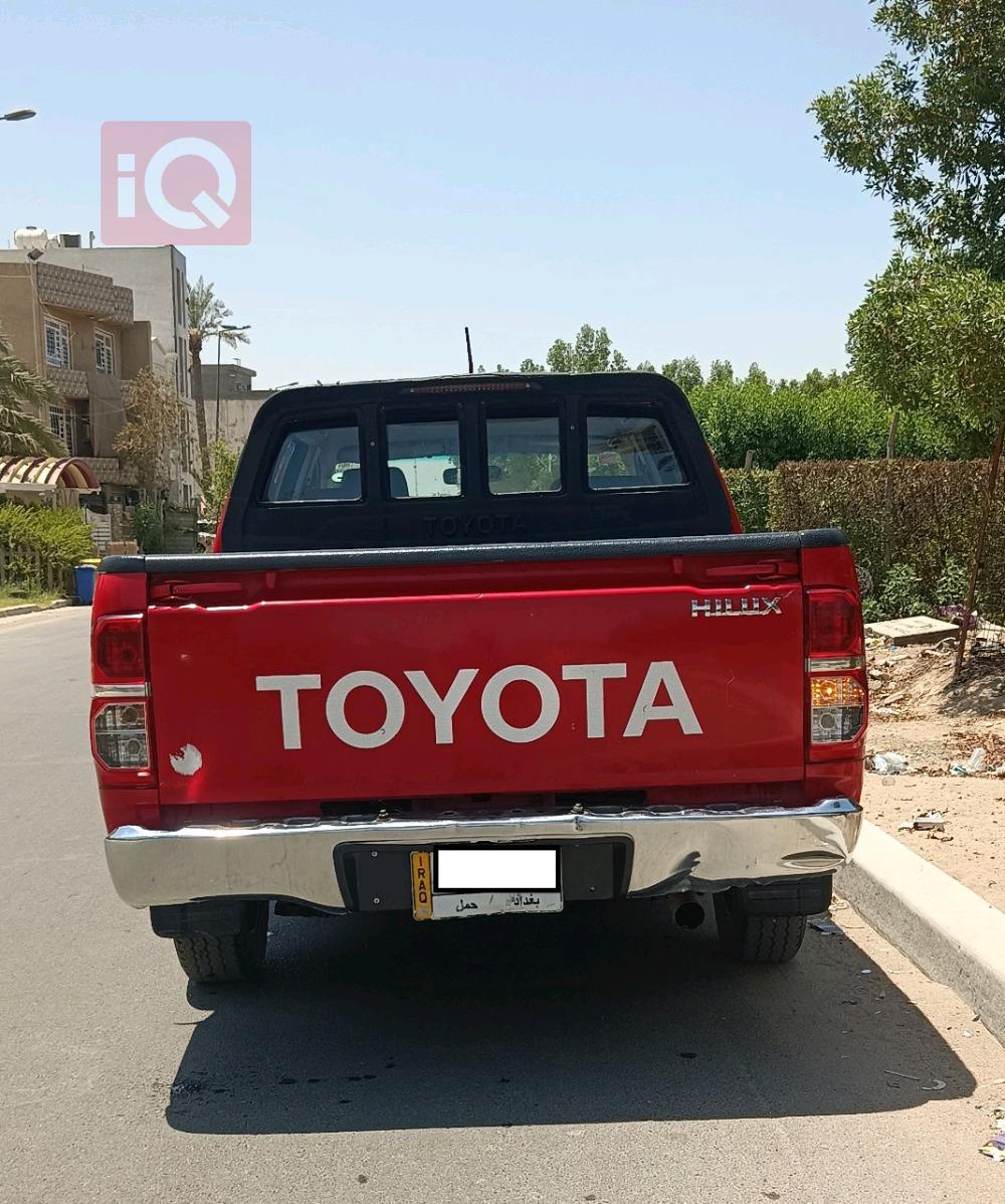 تويوتا هايلوكس